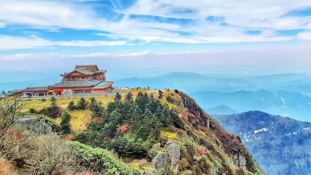 峨眉山风景区.jpg