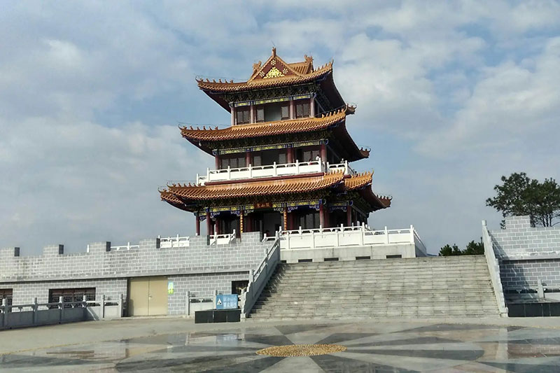 岑溪市东山文化公园.jpg