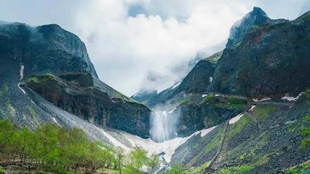 长白山西景区.jpg