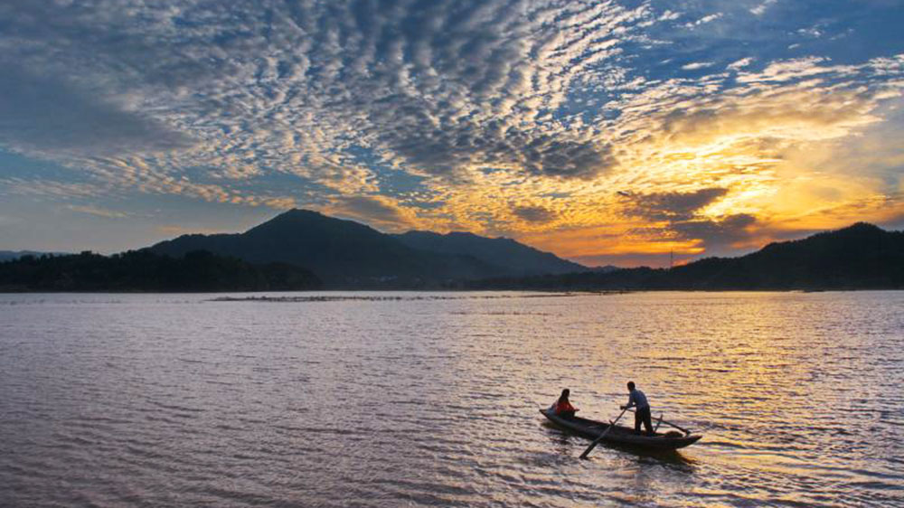 花亭湖风景名胜区.jpg