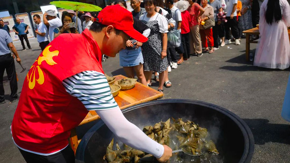 2023第四届洛阳乡村文化旅游季美食.jpg